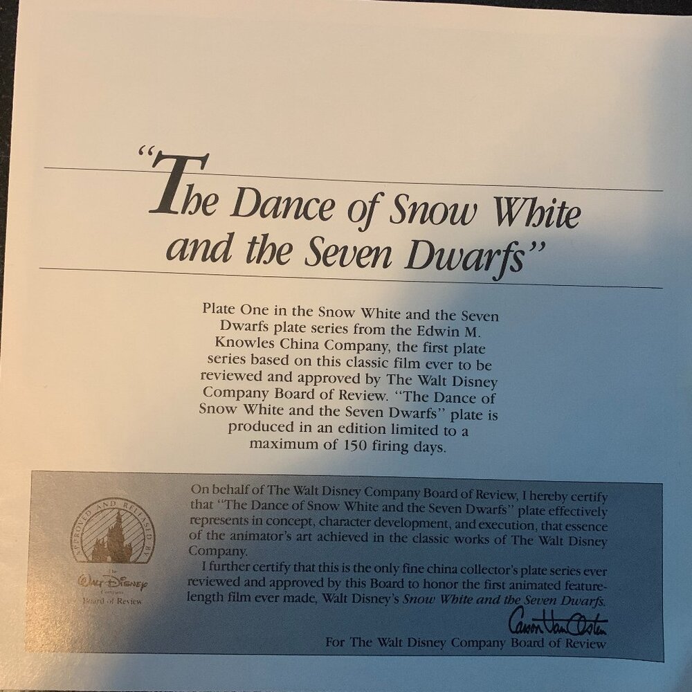NIB Walt Disney Snow White and the Seven Dwarfs Collectable Plate - Picture 4 of 5